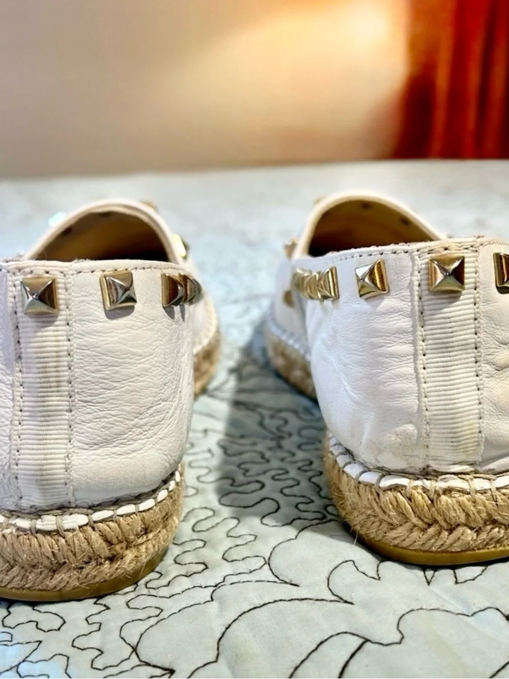 💥Vidorreta Made in Spain White Leather Studded Espadrille Flats EU 37 US 6.5💛